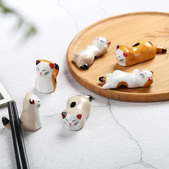Керамични държач за щеки Лъки Котка в японски стил, Вилица, лъжица, поставка за пръчици за хранене, маса, украса за маса, украса за кухненски съдове