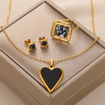 Комплекти бижута, изработени от неръждаема стомана Колие Тенденция обеци-сърца, Гривна, Пръстен златен цвят Бижута от естествени камъни за жени Аксесоари